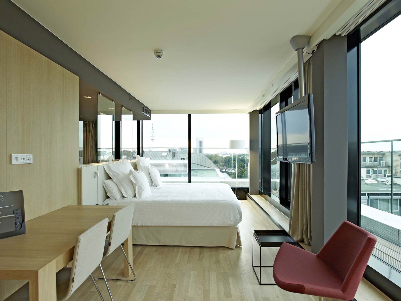 4046_SANTHO.es_BarceloHH_Marco_Floris_T12_911